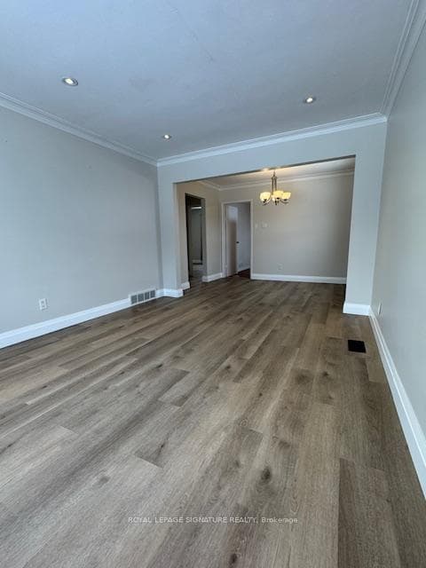 51 Frey Crescent photo 6