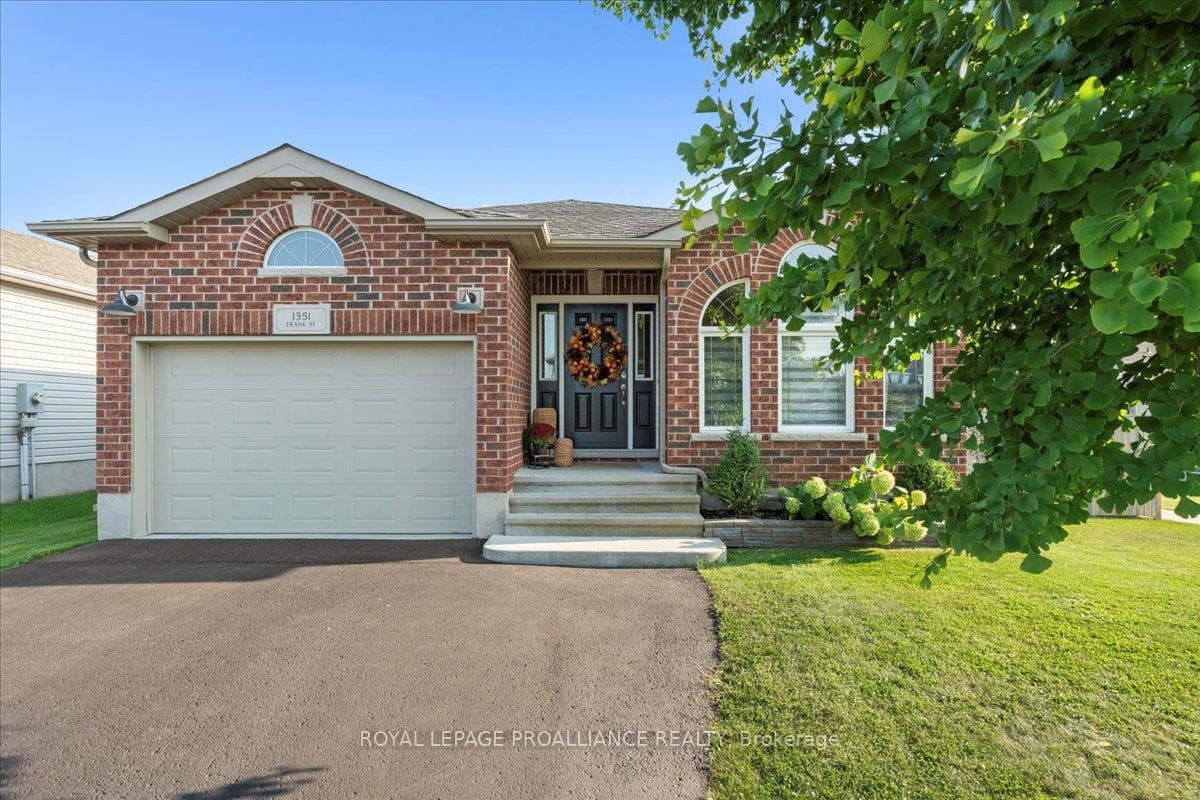 1351 Frank Street photo 1