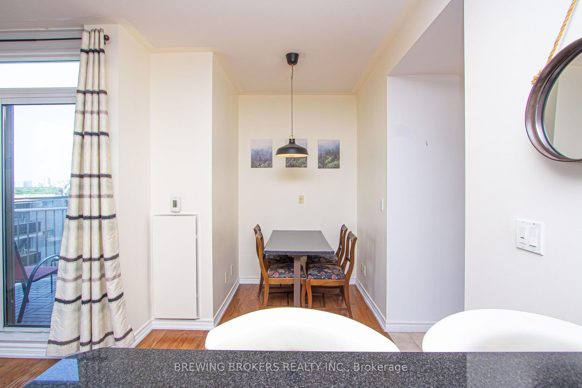 4200 Bathurst Street Unit 807 photo 21