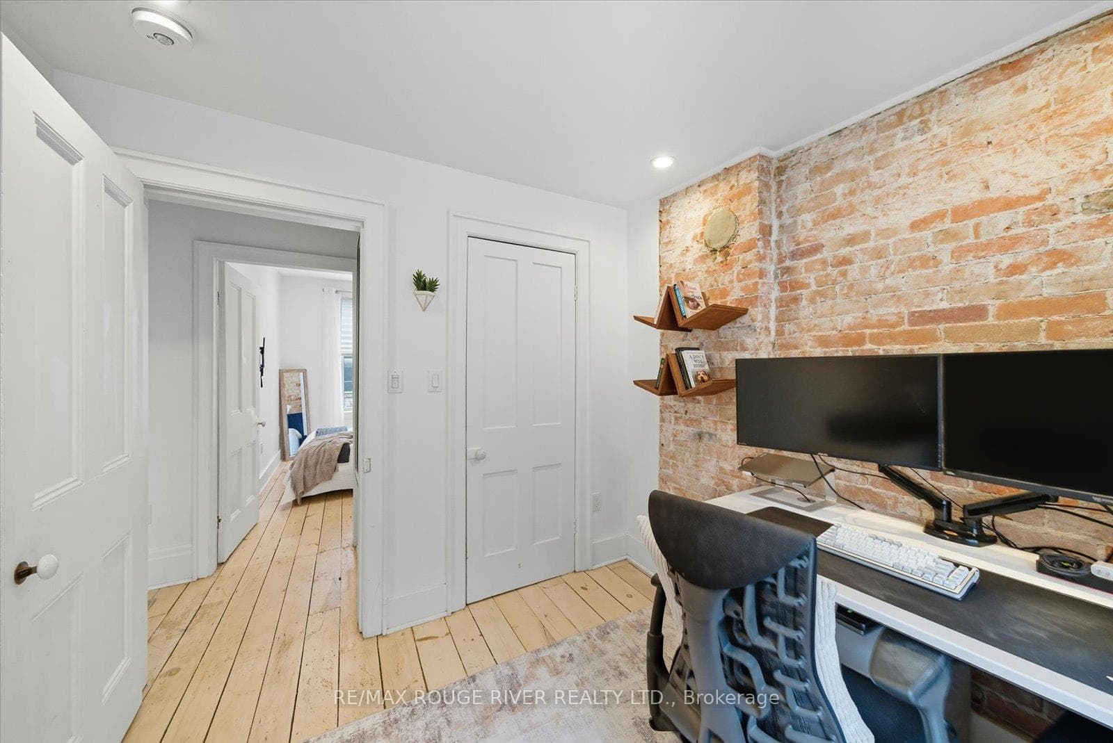 11 Bramley Street photo 32