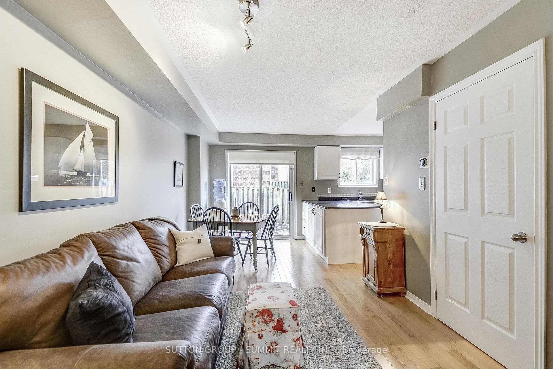 1425 Abbeywood Drive Unit 10 photo 13