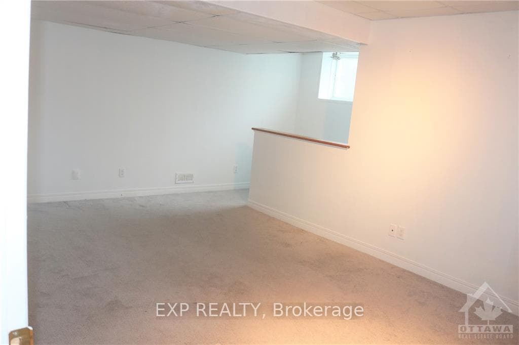 102 KIMBERWICK Crescent photo 27