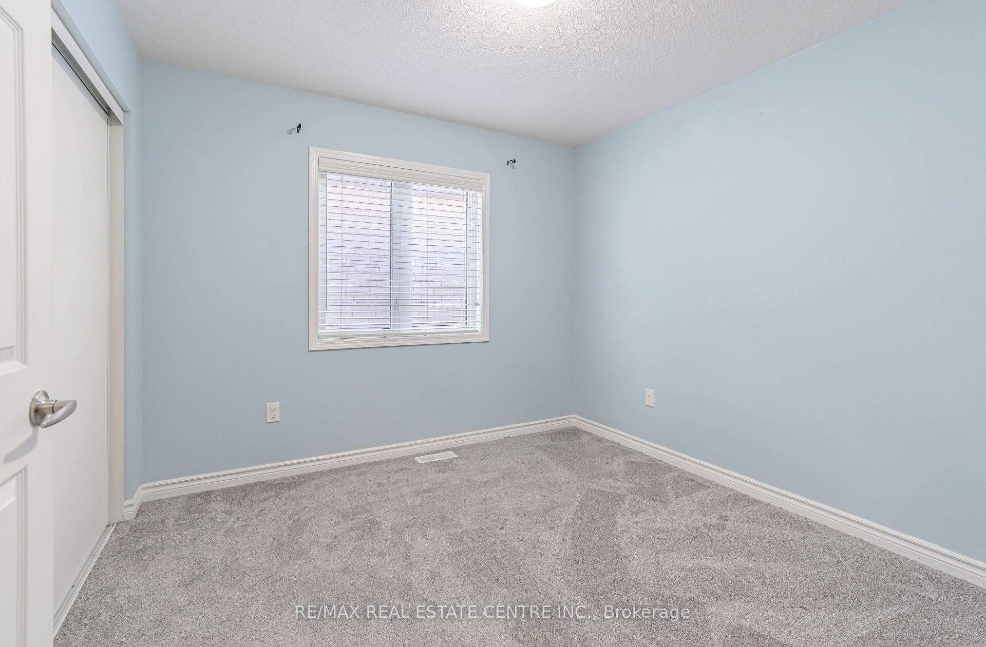 1516 Farmstead Drive photo 25