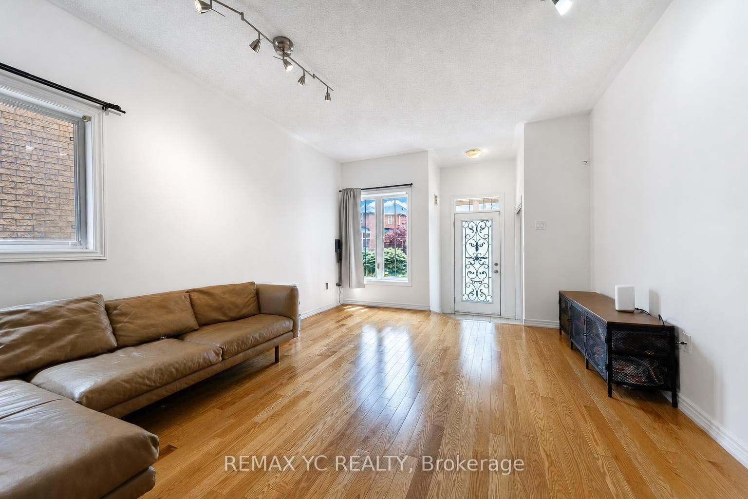 24 Millwright Avenue photo 6