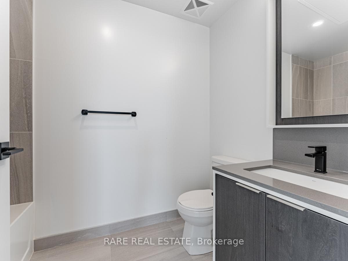 36 Zorra Street Unit 1608 photo 8
