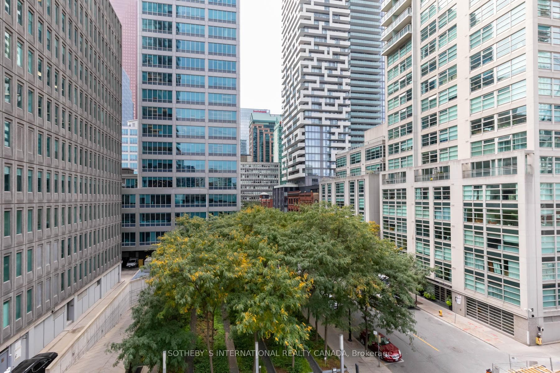 33 Lombard Street Unit 2703 photo 35