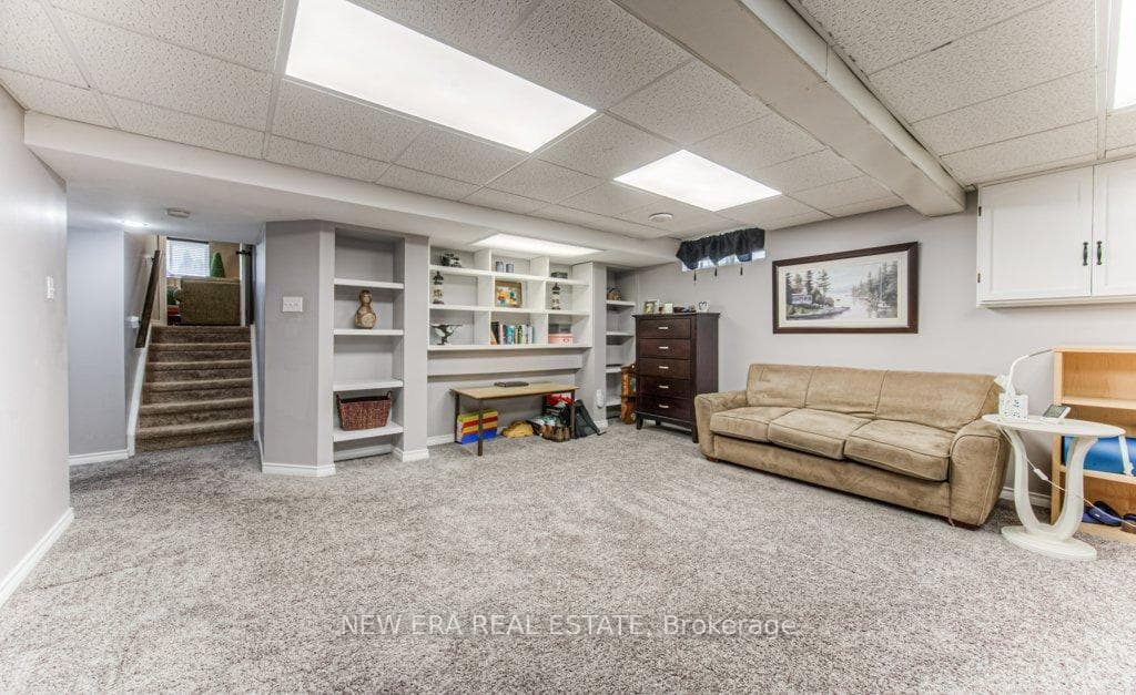 477 Northlake Drive photo 33