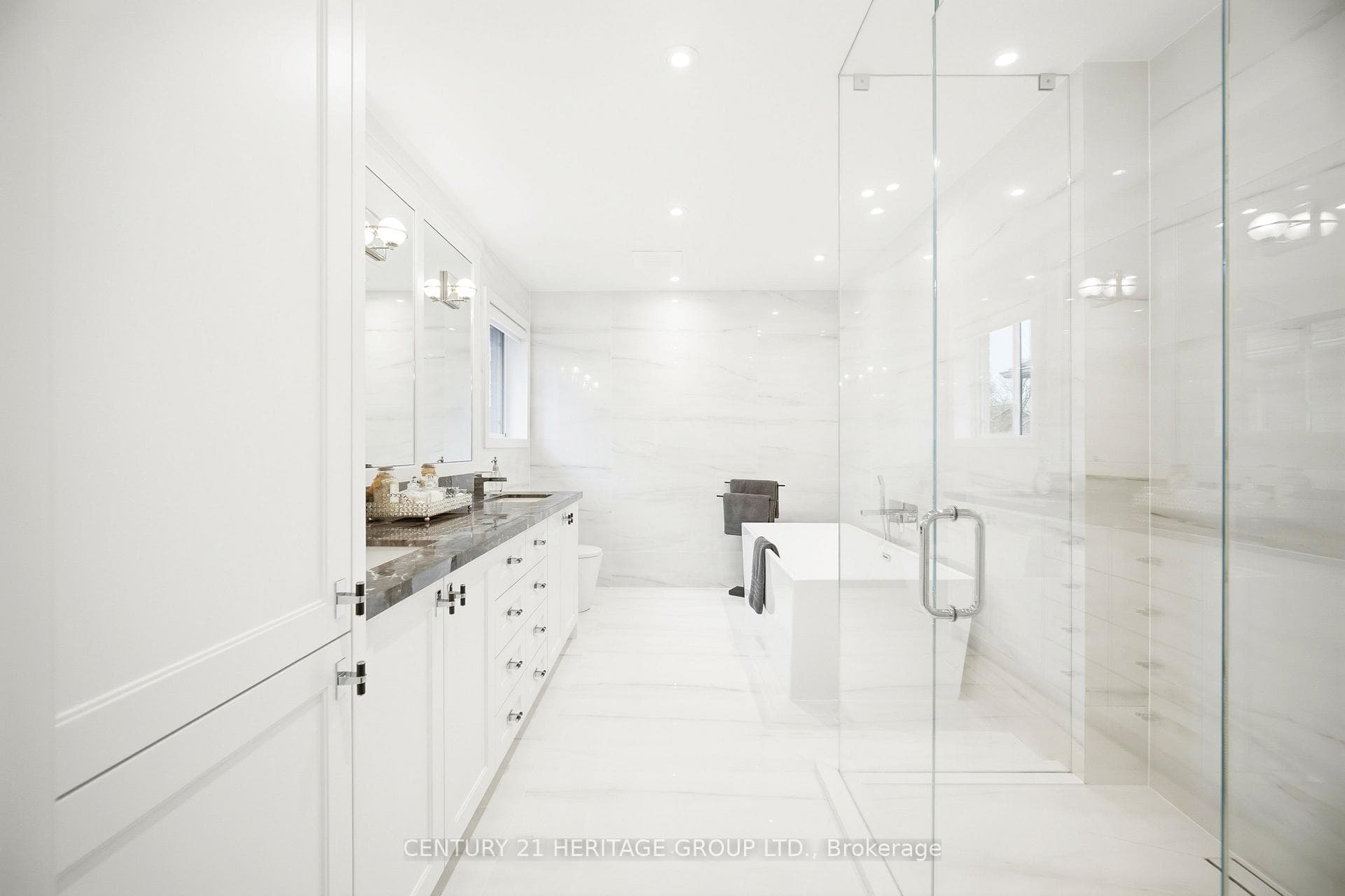 59 Estate Garden Drive photo 24