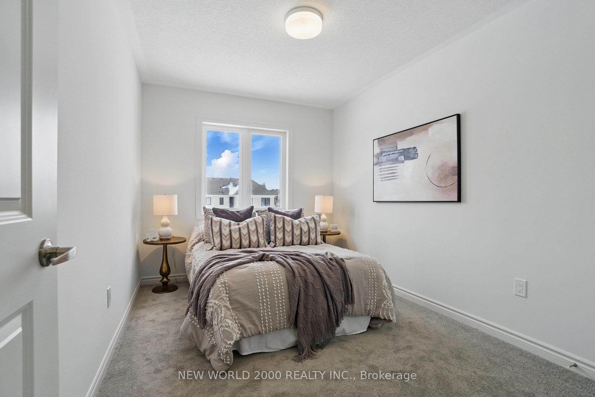535 Trevor Street photo 33
