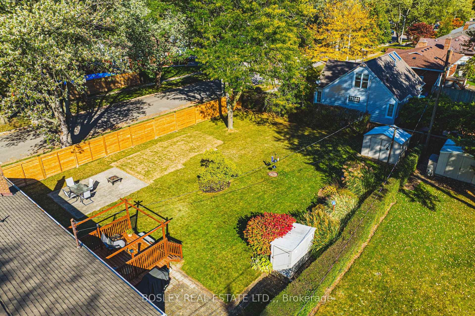 14 Rosemount Drive photo 33