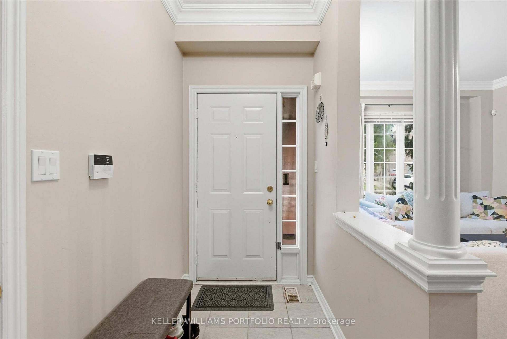 2153 Meadowglen Drive photo 6