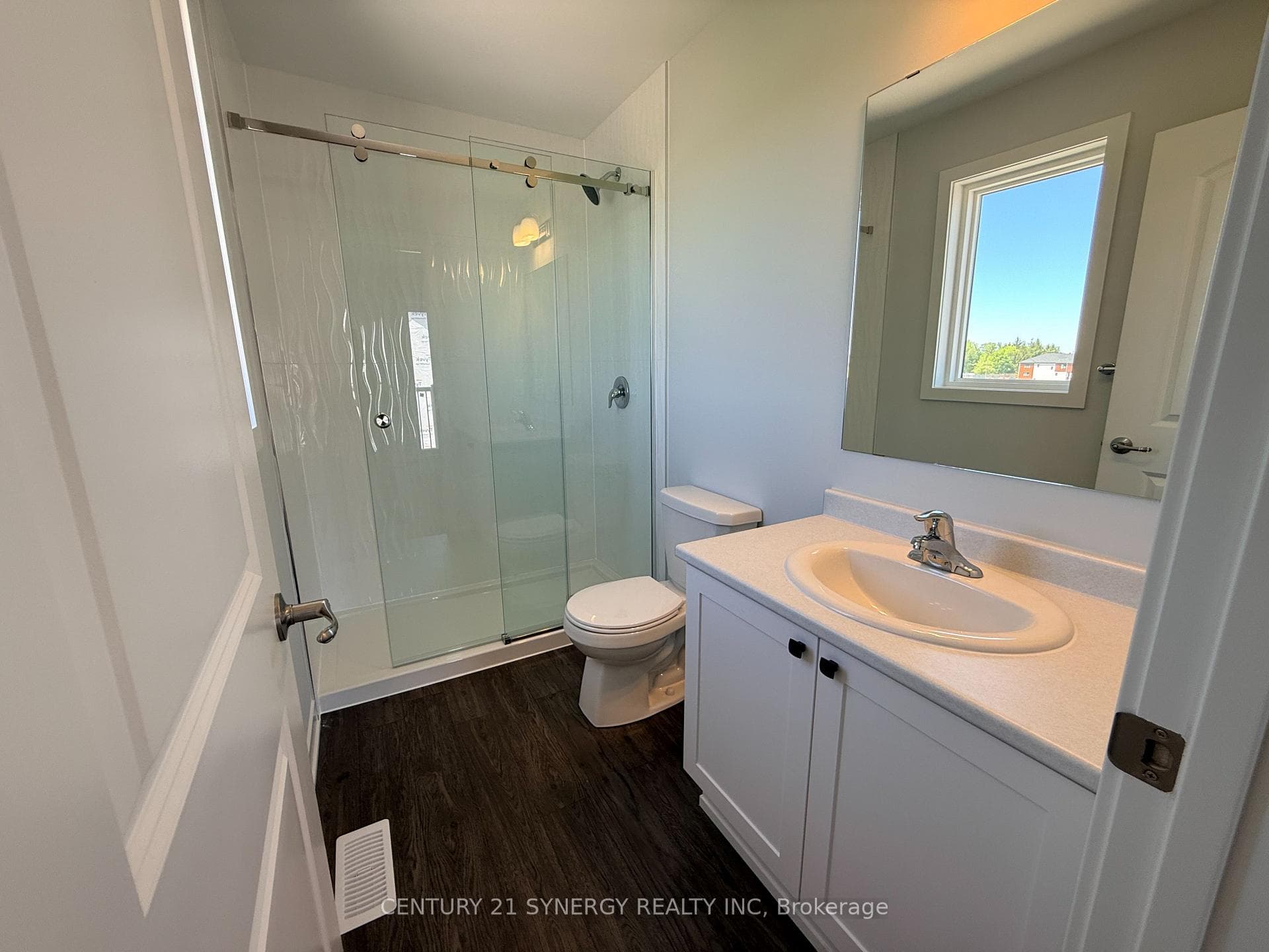436 Patrick Street photo 24