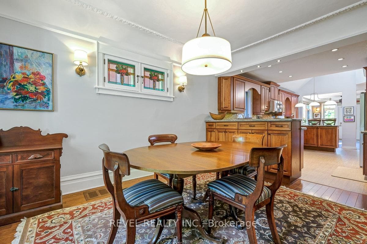 381 Third Avenue photo 10