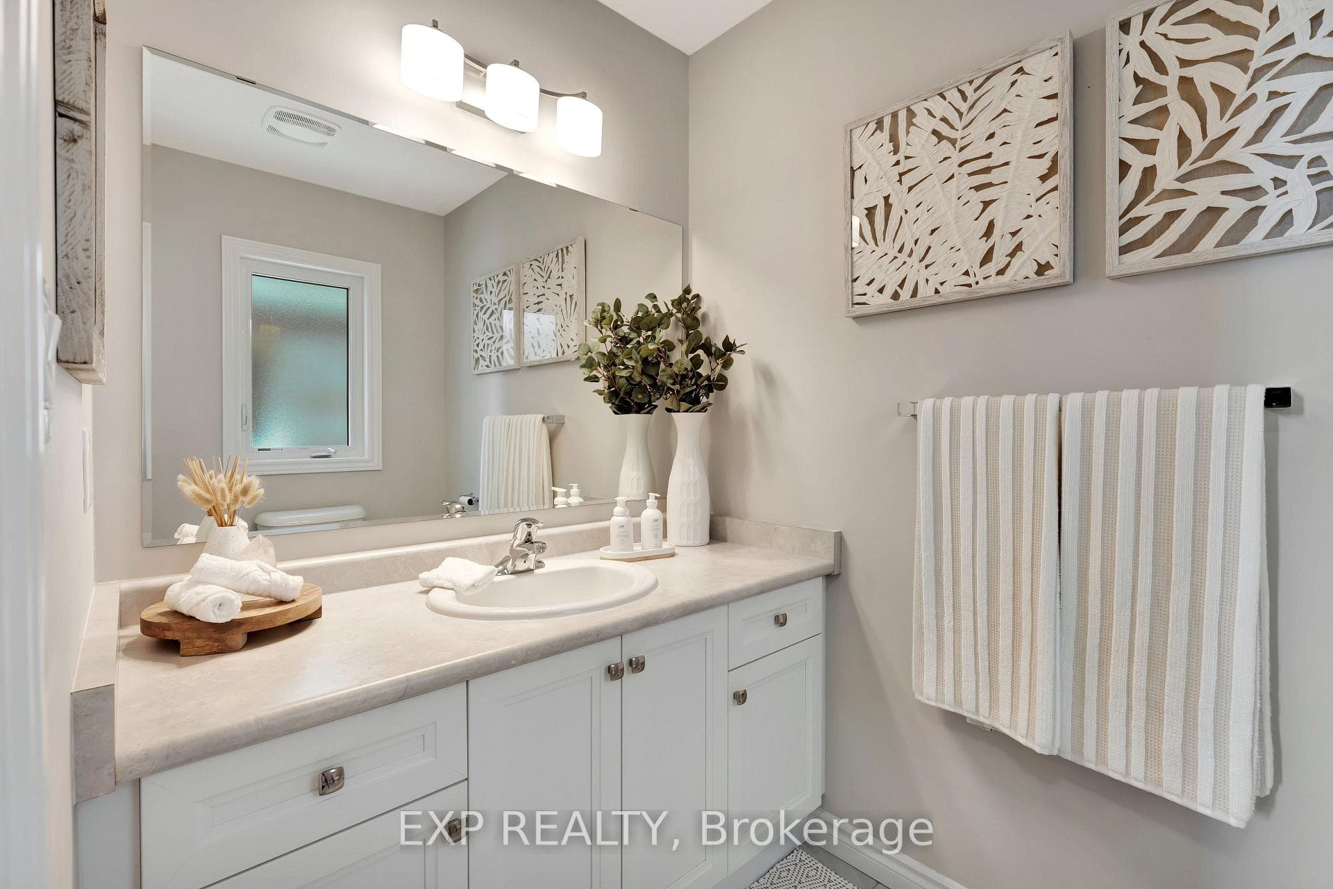 251 Cranbrook Street photo 31