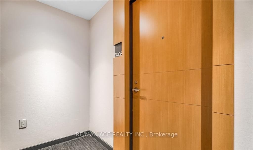11 Wellesley Street Unit 6002 photo 5