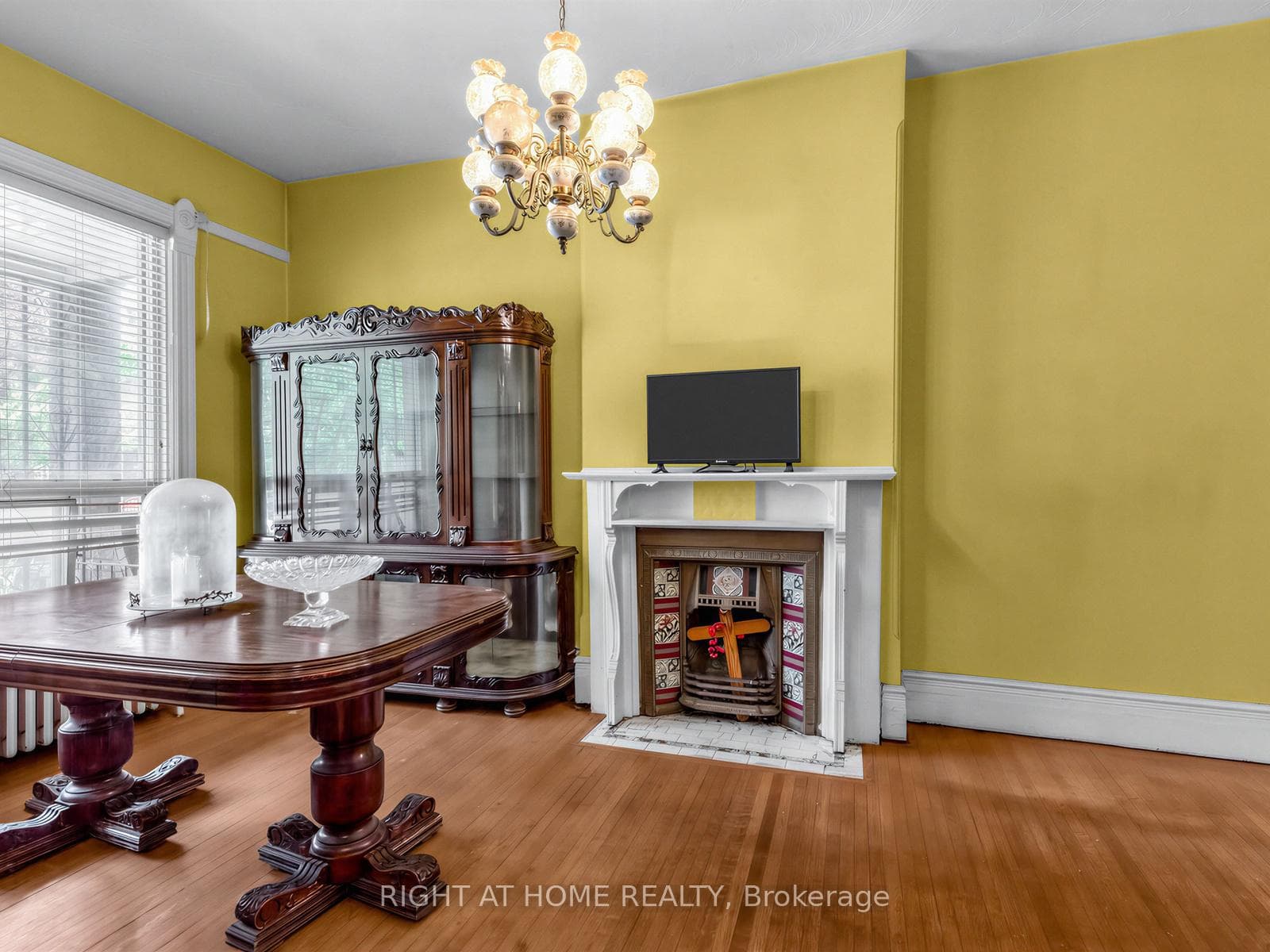 91 Borden Street photo 7