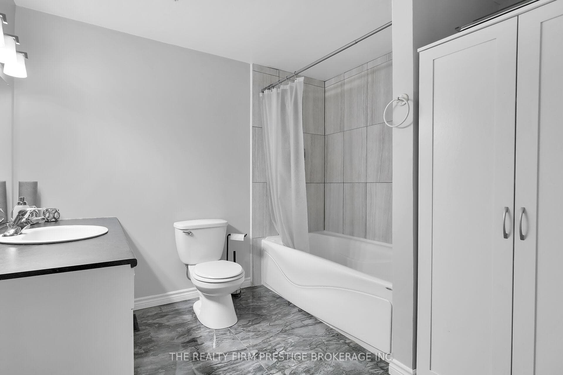 1865 Park Avenue photo 14