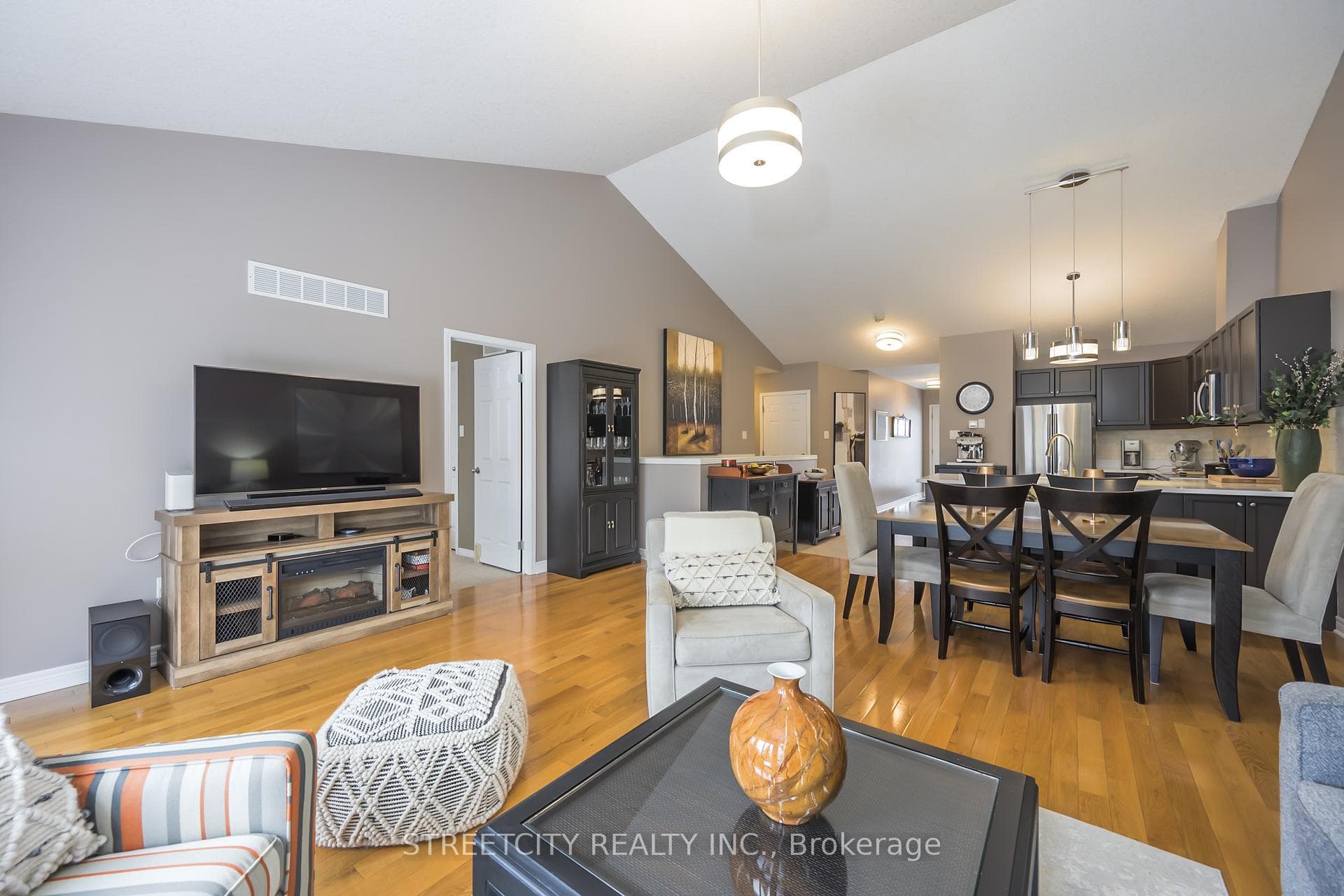 464 Commissioners Road Unit 16 photo 20
