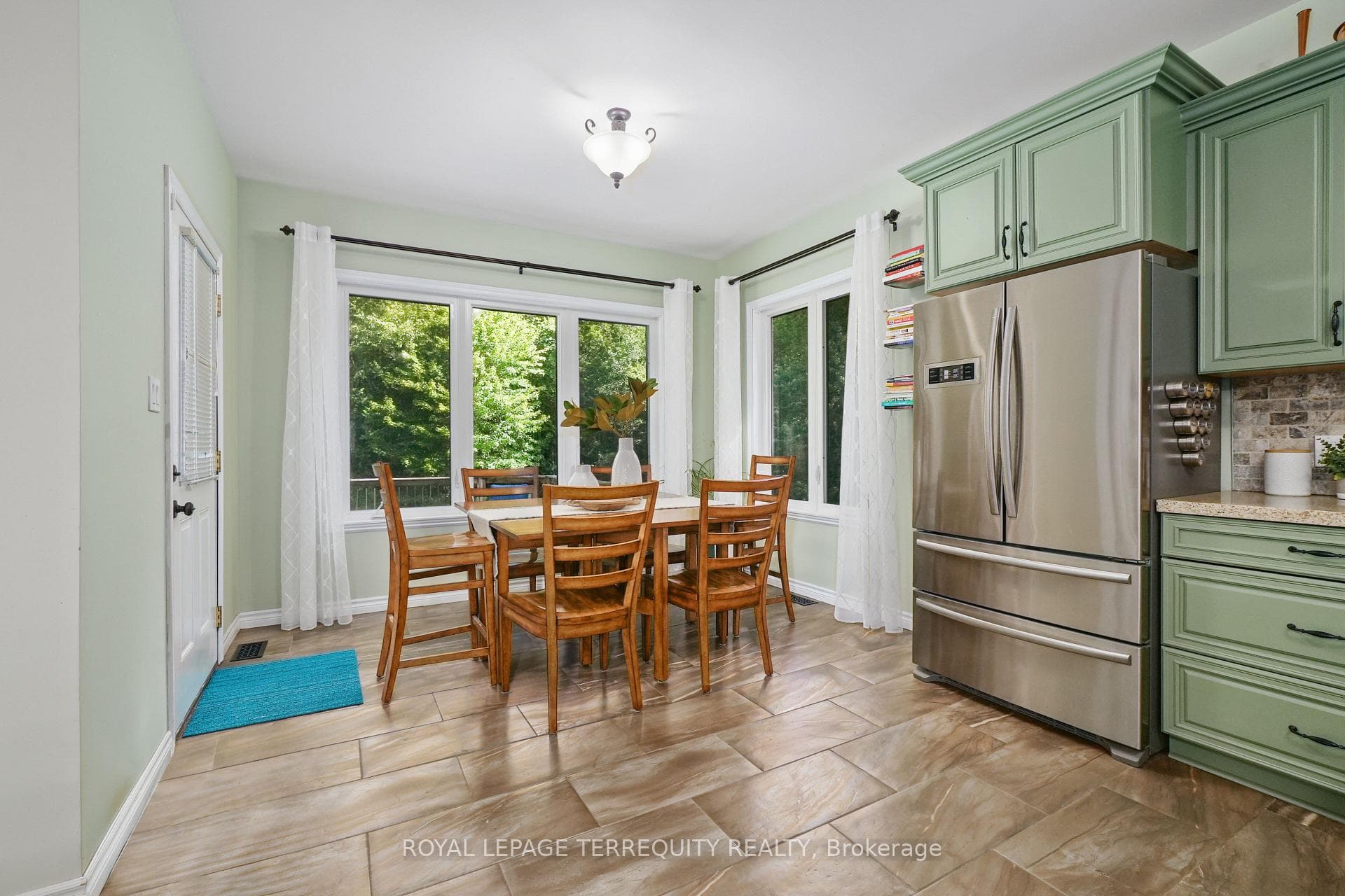 204 Orchard Grove Road photo 8