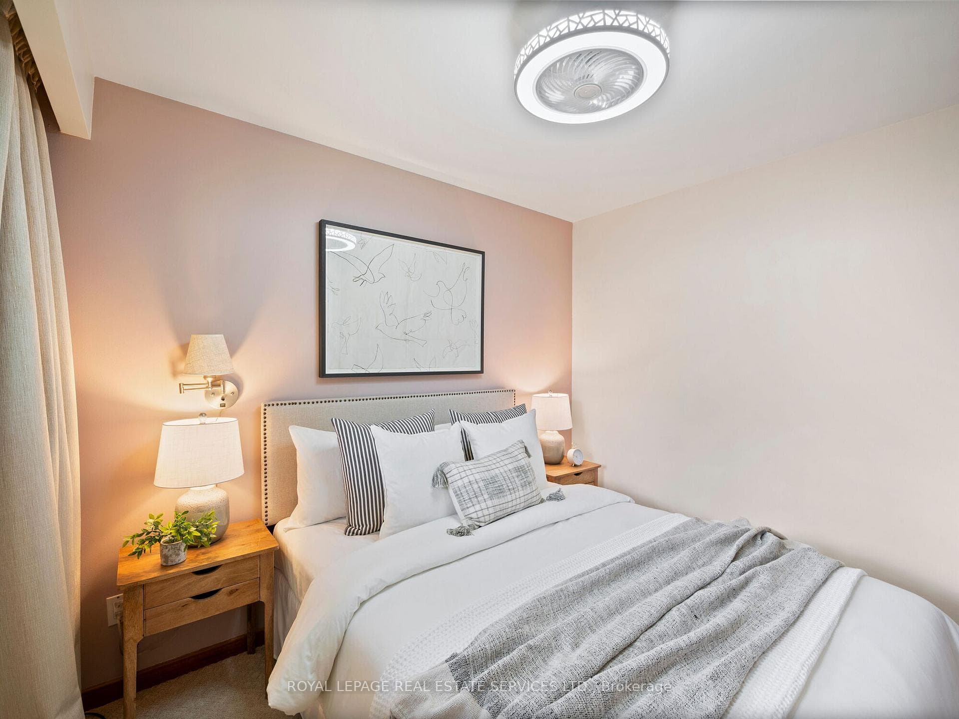 1 Clearside Place photo 29