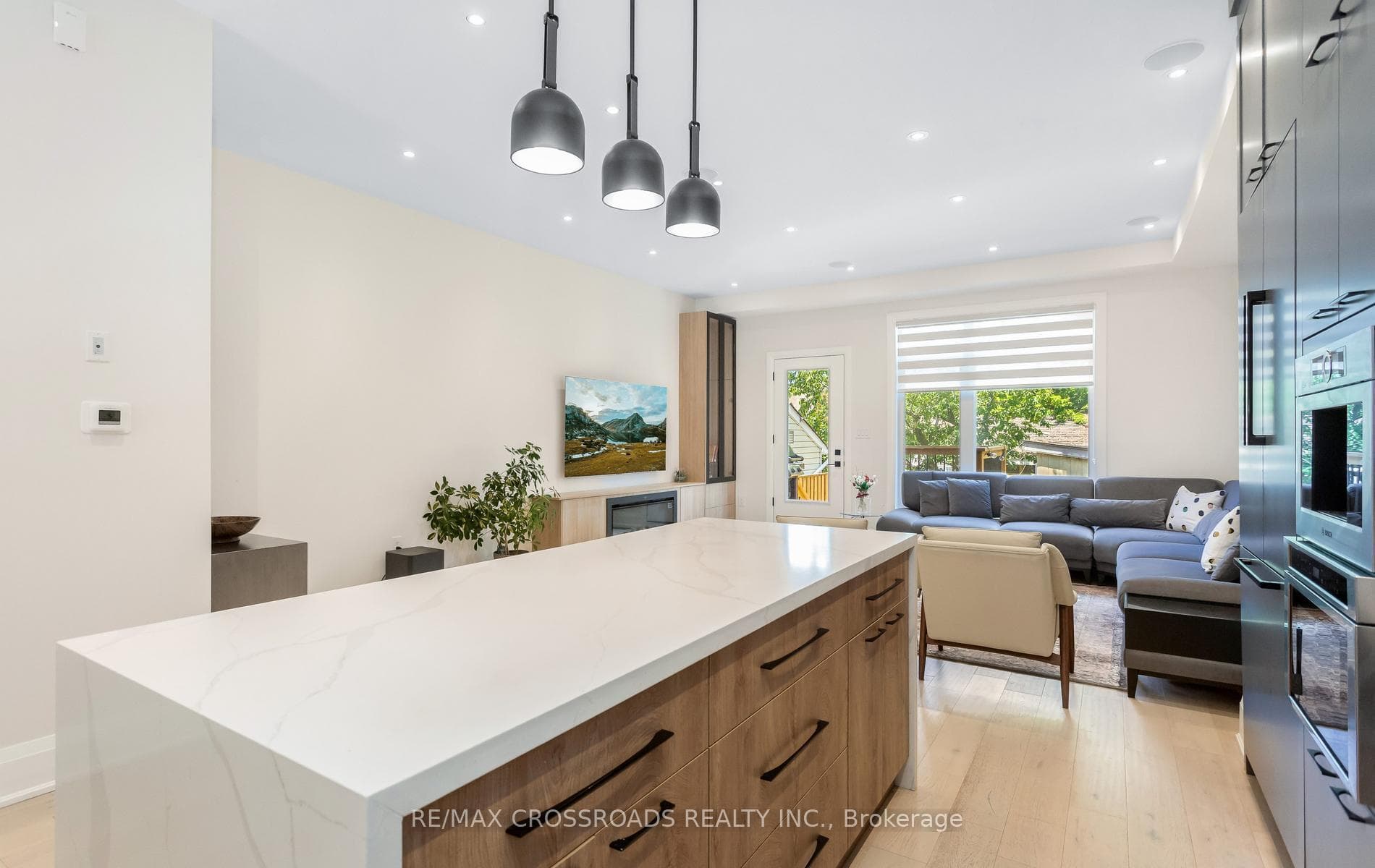 10 Hamstead Avenue photo 11