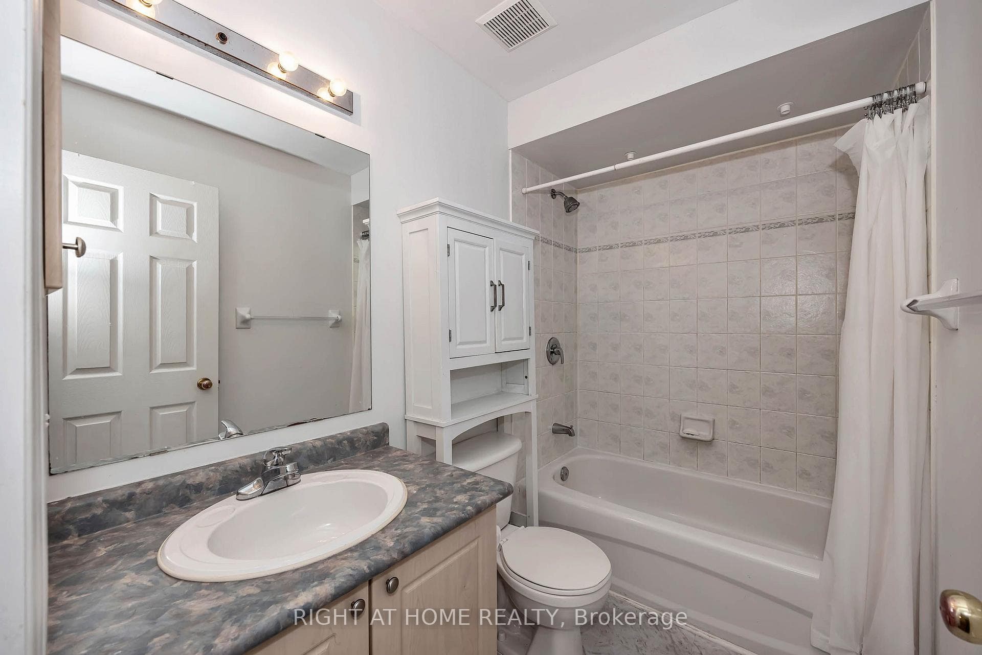 1 Kincardine Drive photo 22