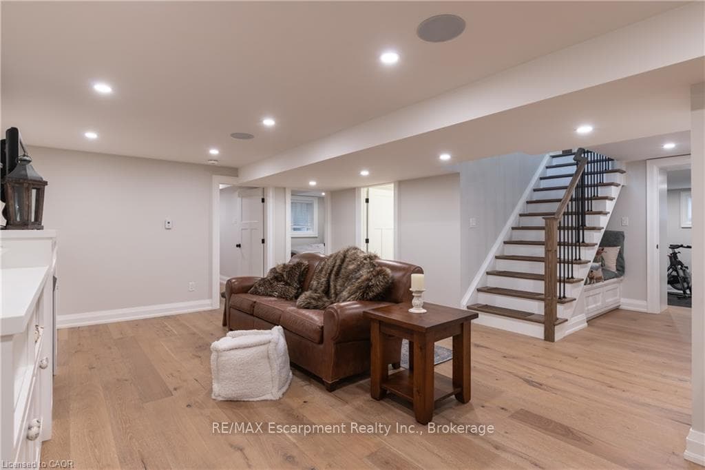 2195 Courtland Drive photo 23