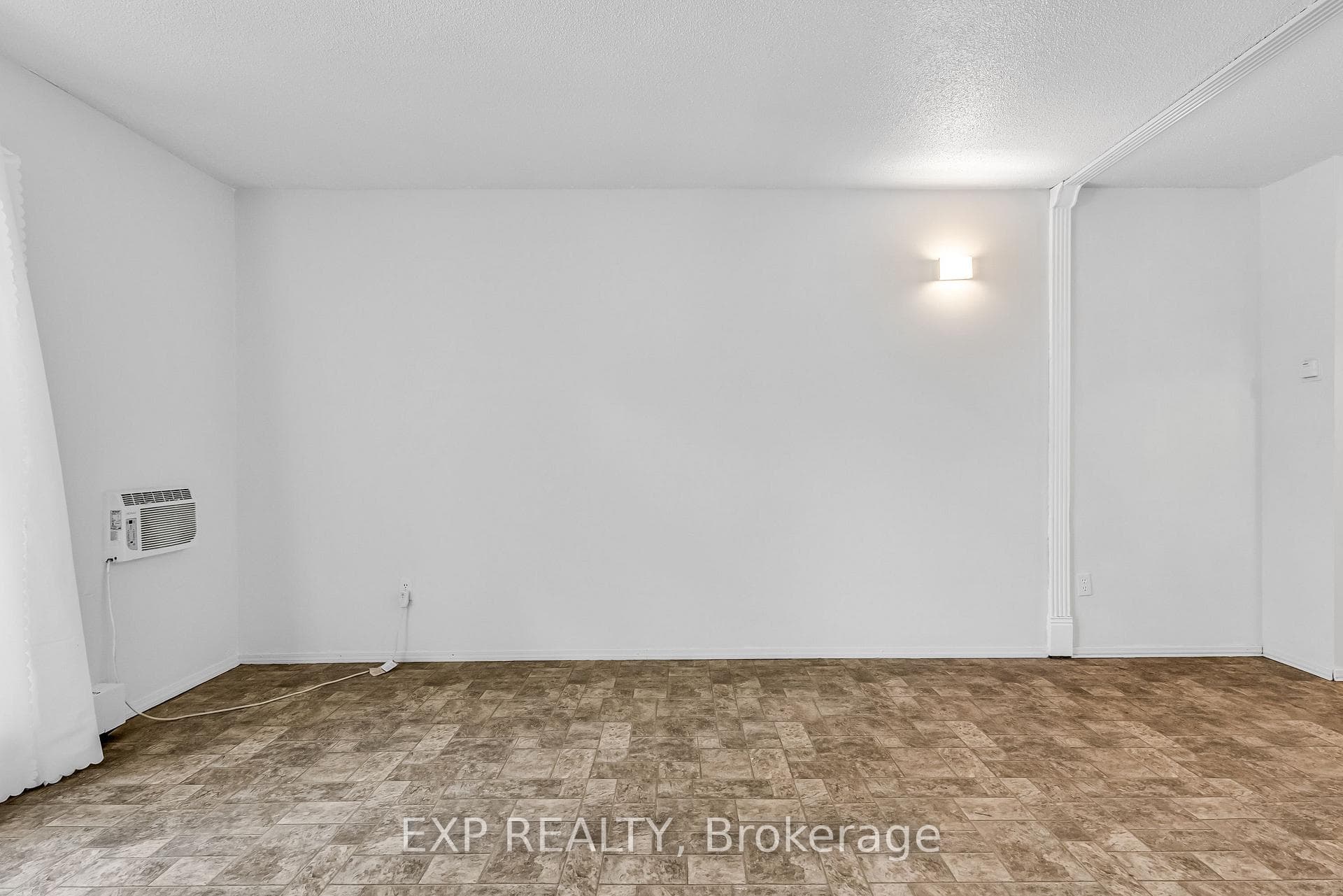 123 WOODBINE Avenue Unit 220 photo 7