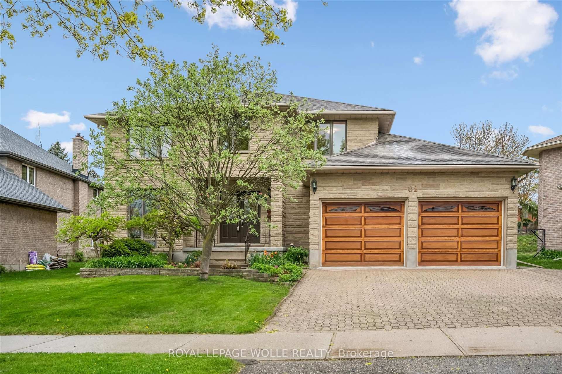 82 Corfield Drive photo 4