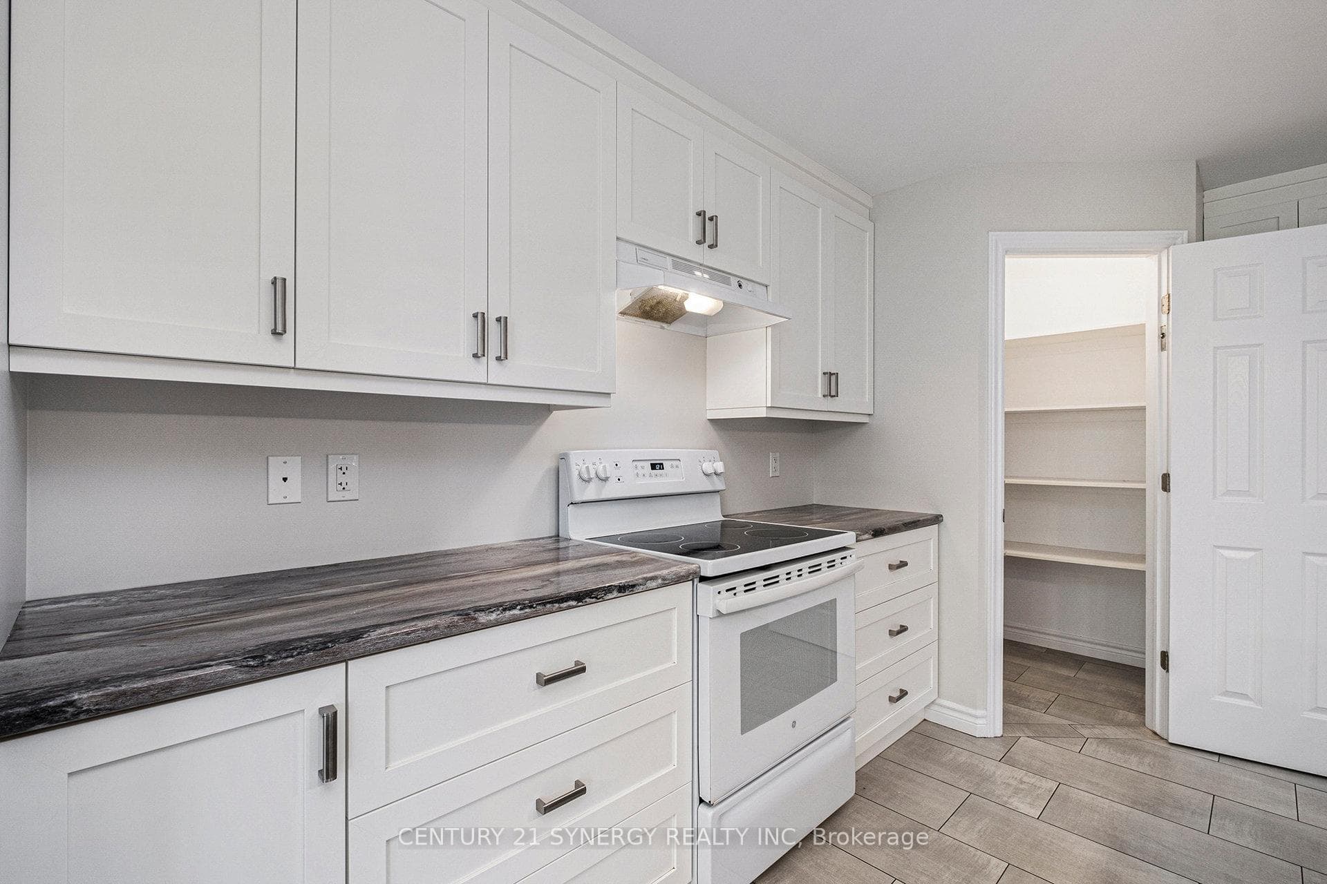 14A George Street photo 16