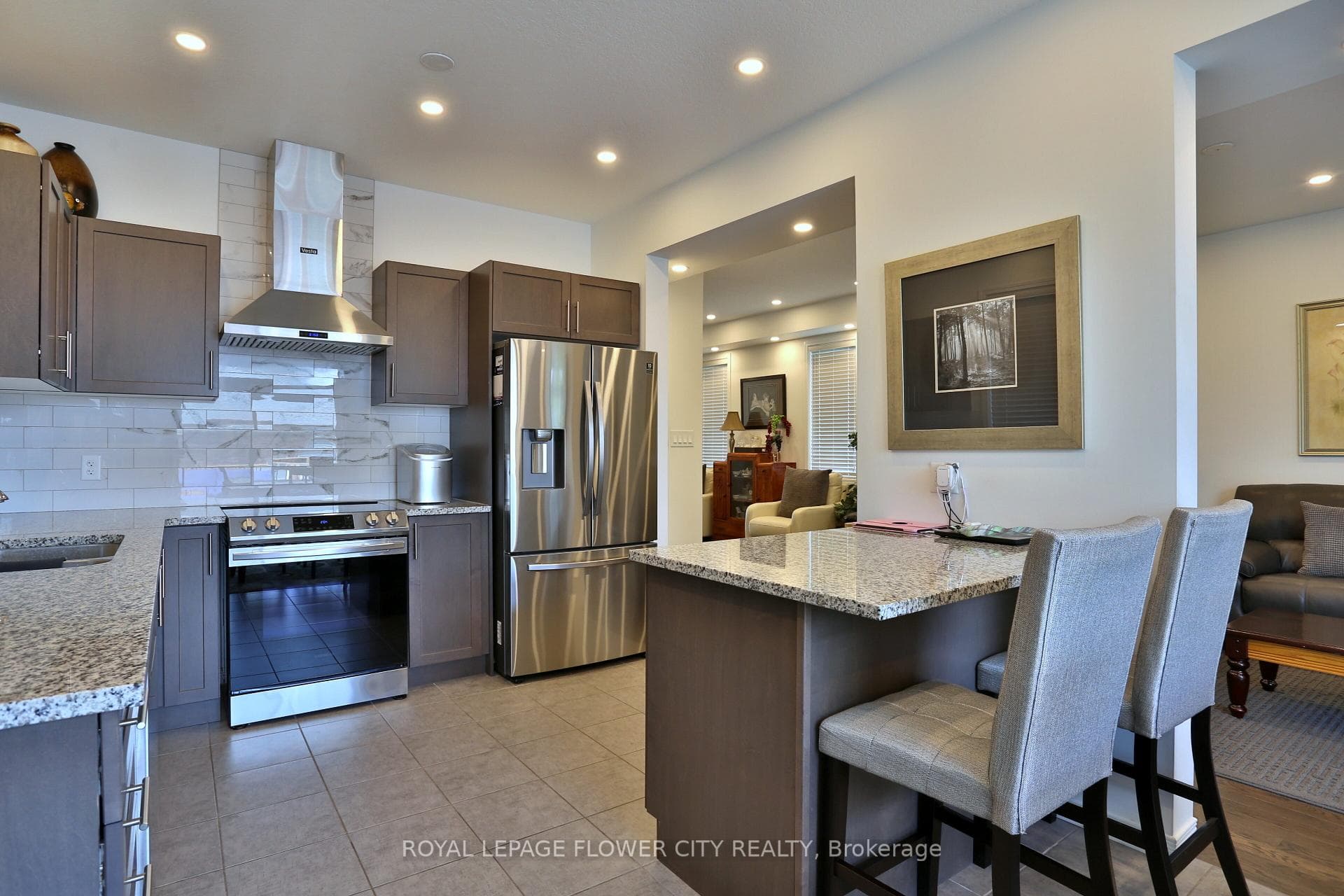 63 Saddlebrook Court photo 10