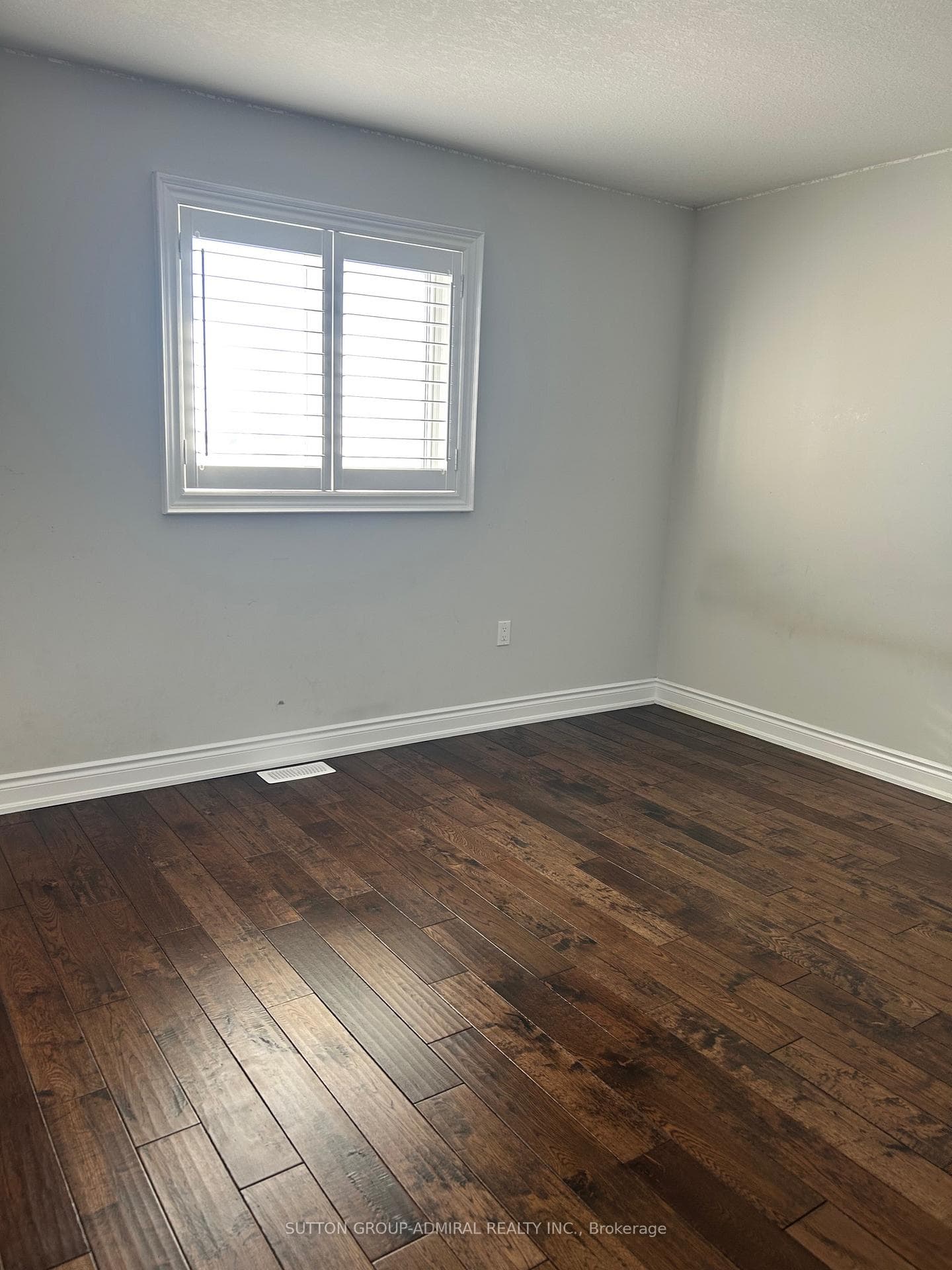23 Colorado Boulevard photo 13