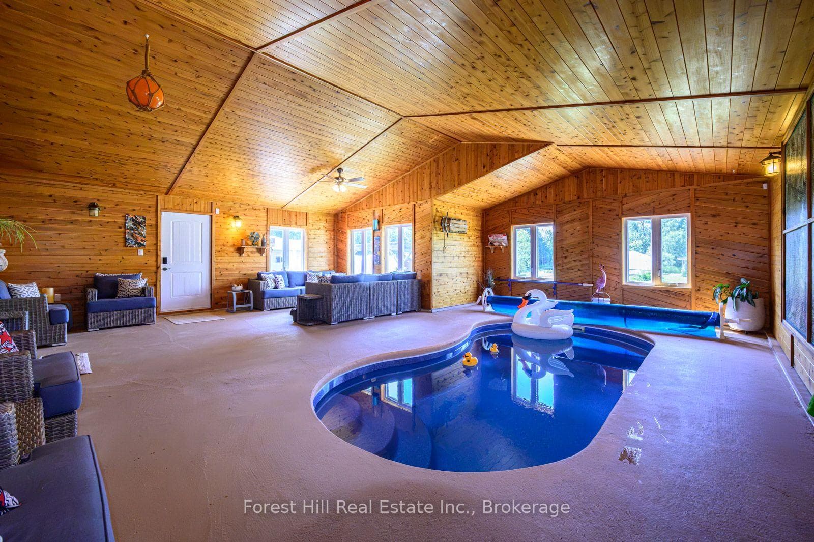 Indoor Pool family area