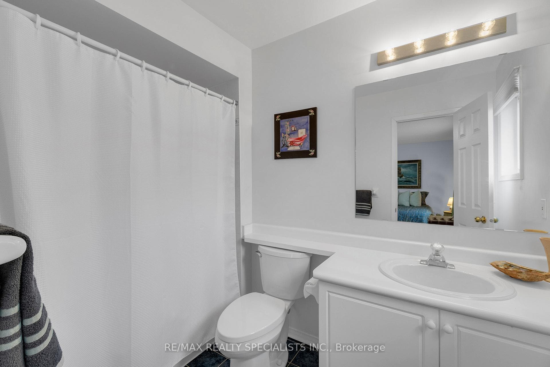 104 Hanton Crescent photo 27