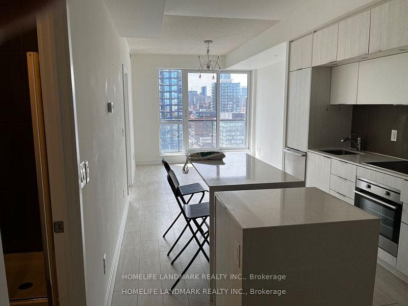 170 Sumach Street Unit 1307 photo 3