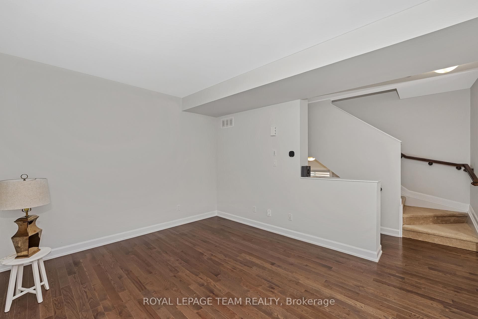 515 Clemency Crescent photo 15