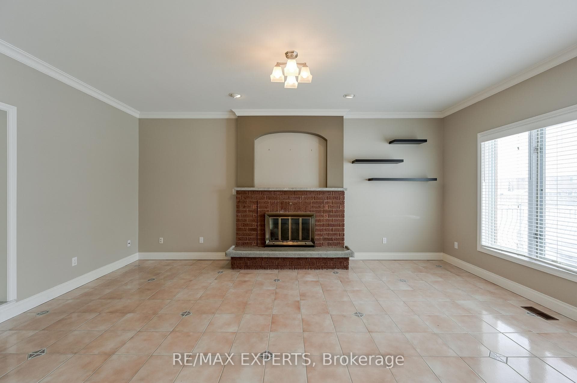 13668 Emil Kolb Parkway photo 26