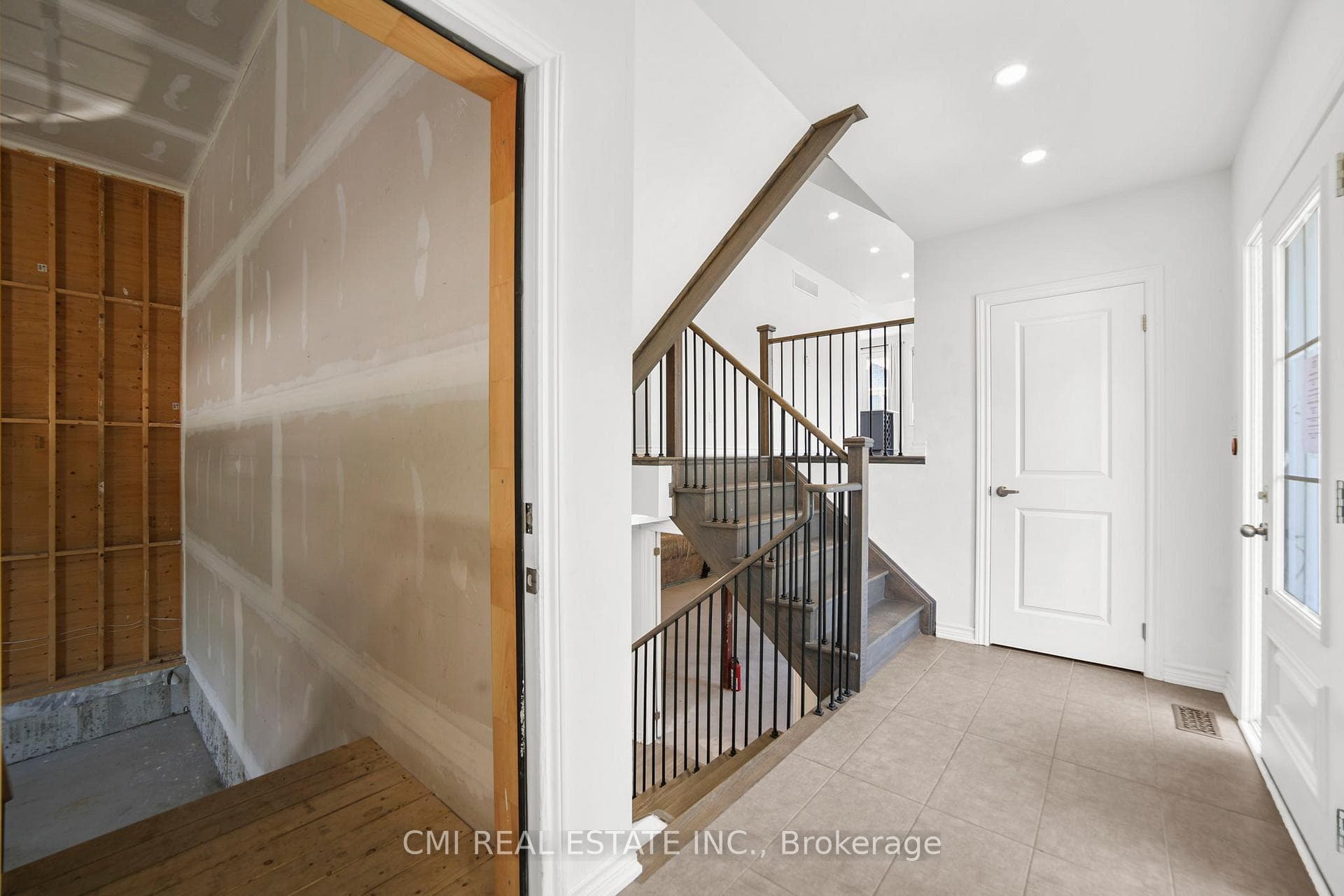3205 Mosley Street photo 34