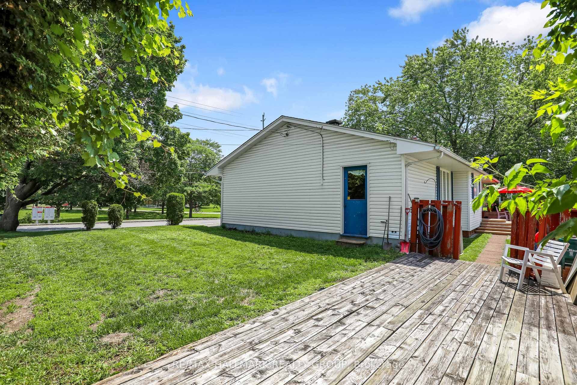 side yard