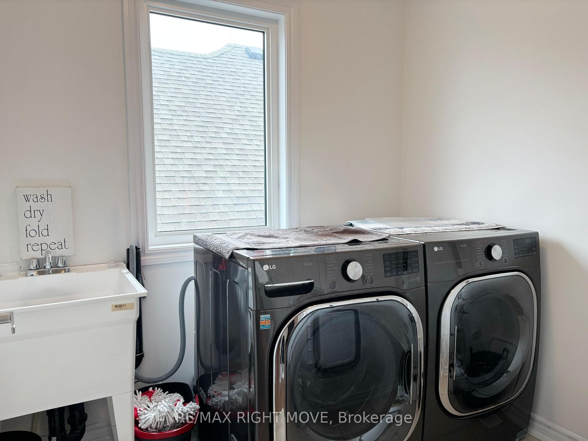2nd floor laundry