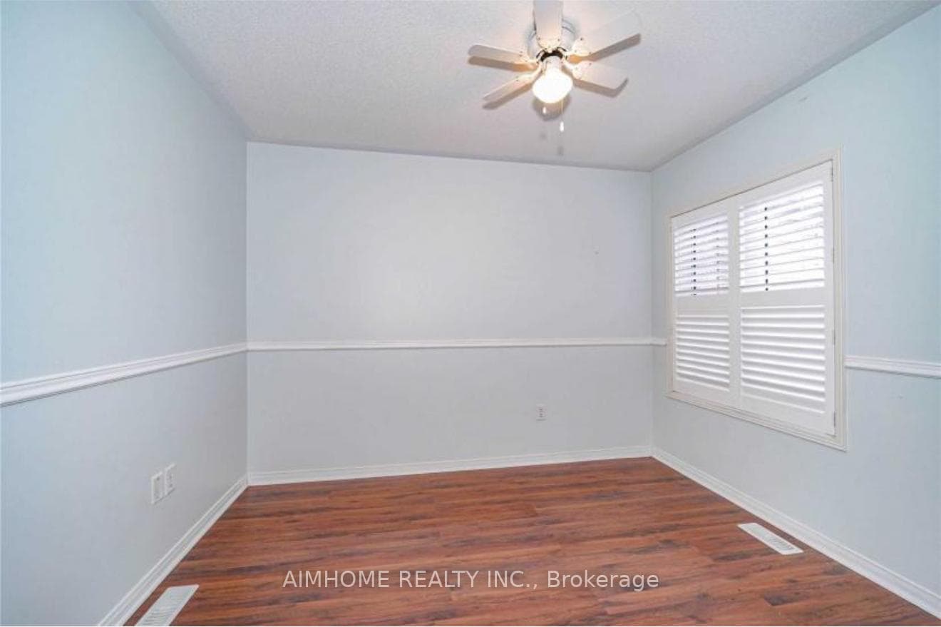 2394 Emerson Drive photo 7