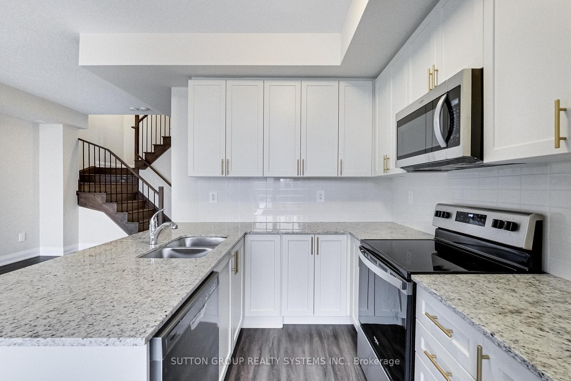 1581 Rose Way Unit 114 photo 3