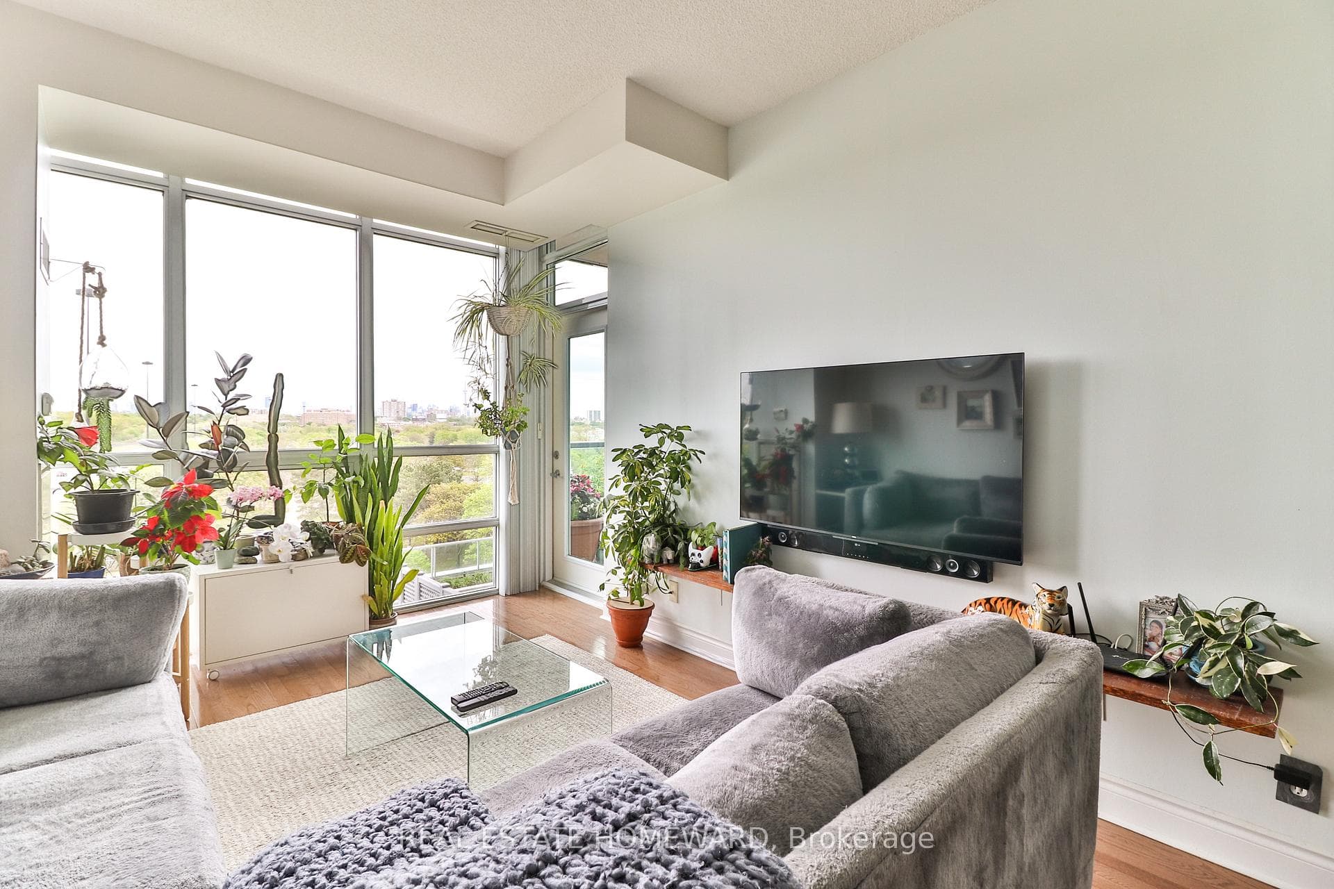 1900 Lakeshore Boulevard Unit 608 photo 19