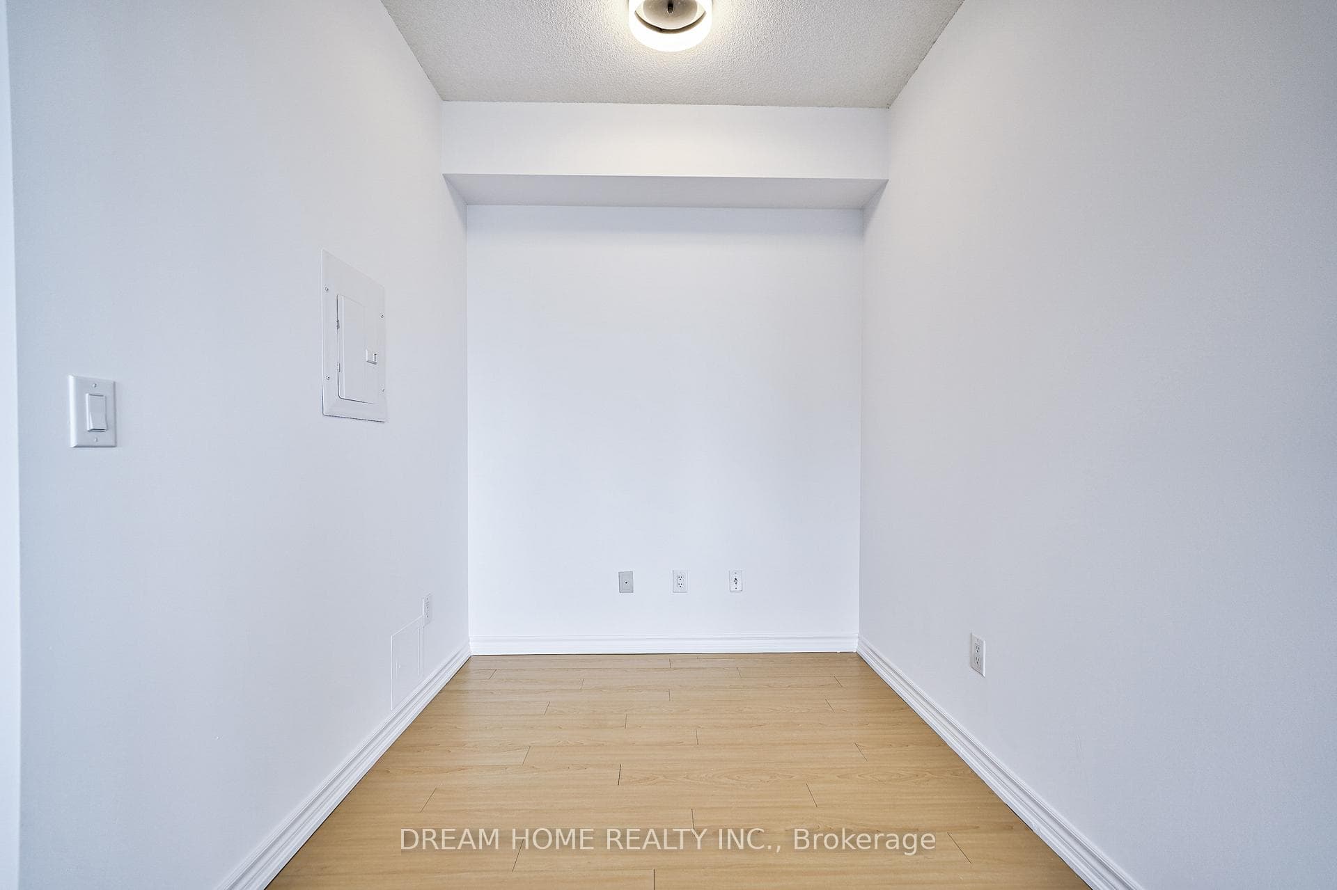 385 Prince of Wales Drive Unit 3205 photo 13