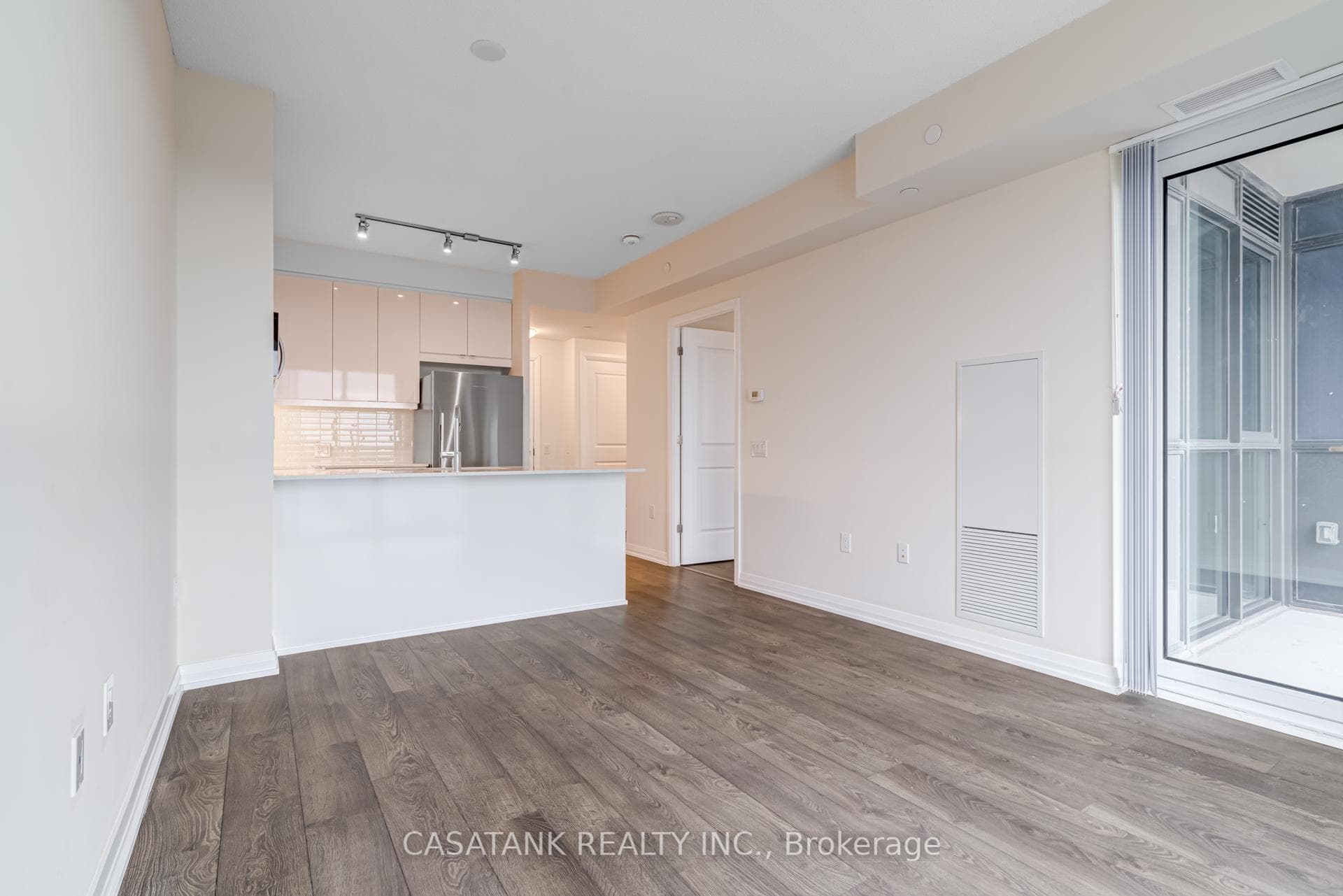 50 Thomas Riley Road photo 11