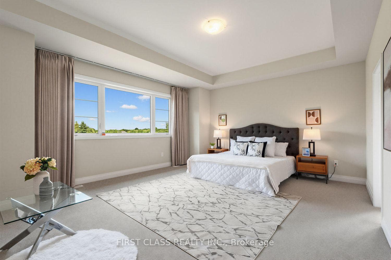 15 Kenneth Campbell Court photo 32