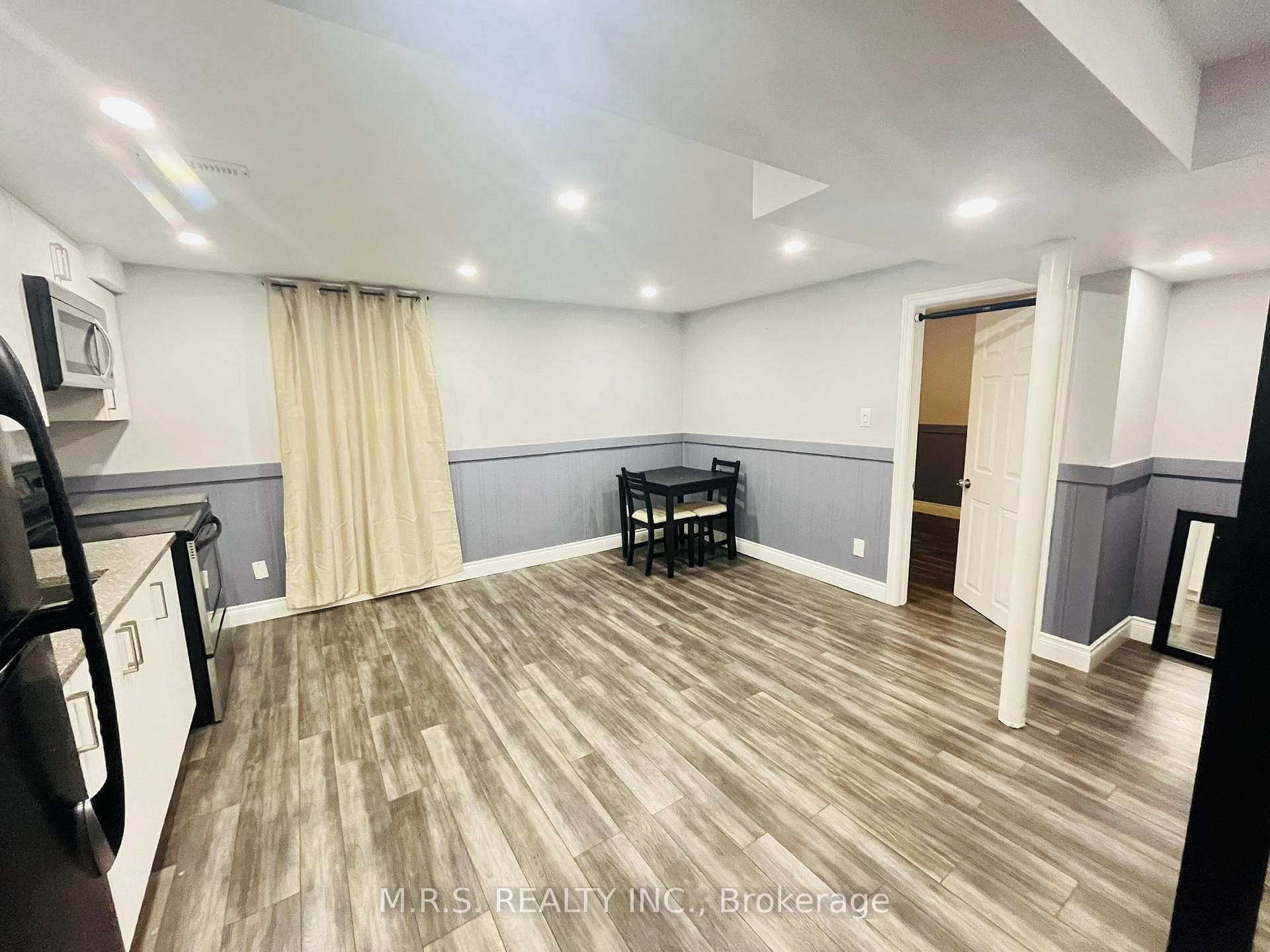 39 Palmer Drive Unit Bsmnt photo 4