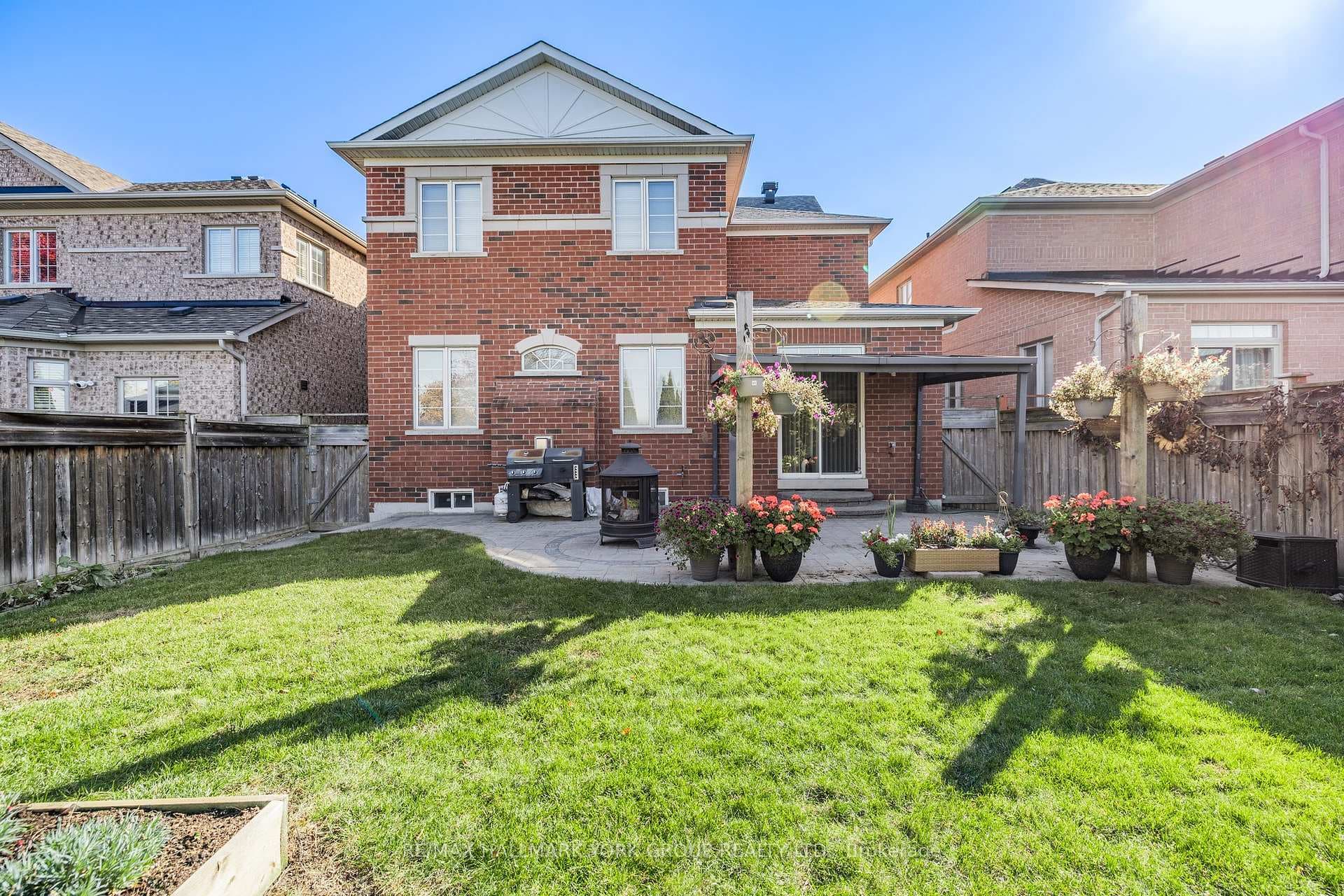 240 Borealis Avenue photo 33