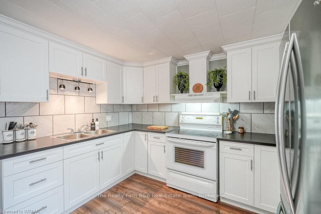 955 MID NWAL TOWNLINE Road photo 8