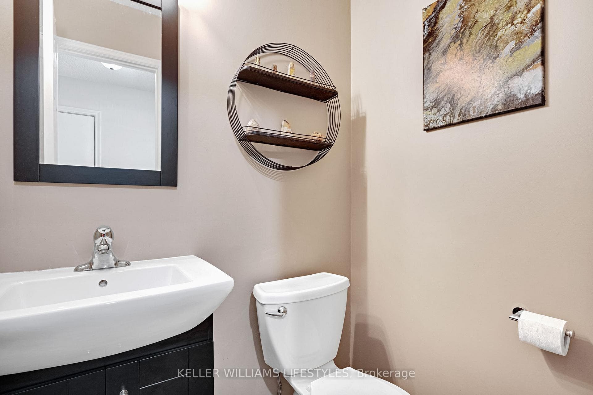 115 Acorn Crescent photo 21